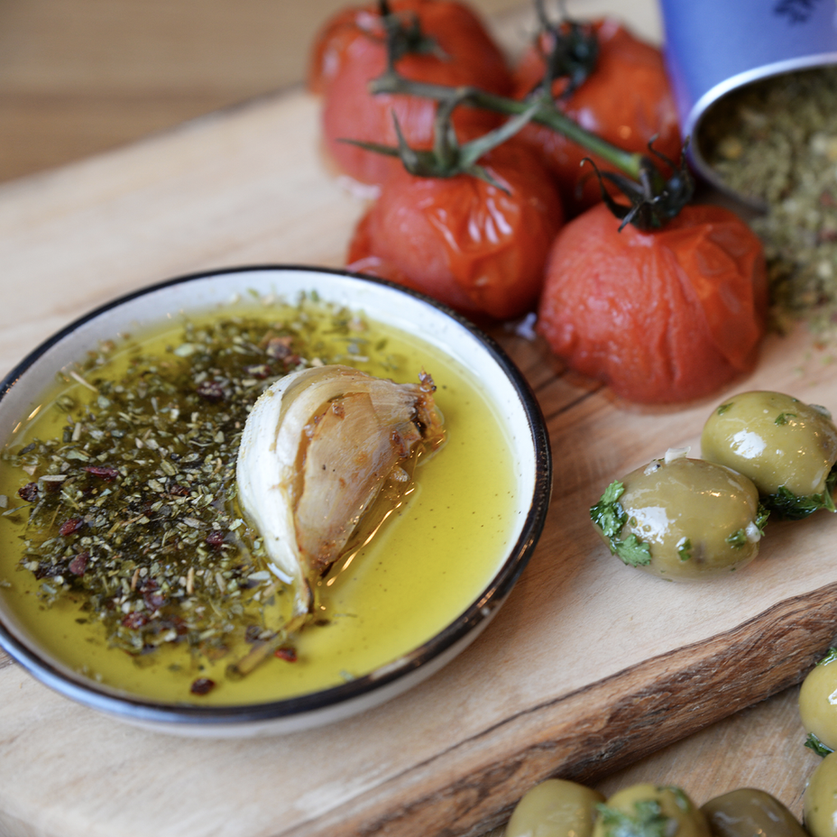 De gouden mediterrane driehoek: knoflook, olijfolie en tomaat